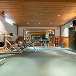 Whats-app Self-check-in - Zell Am - In Out * Lanthal