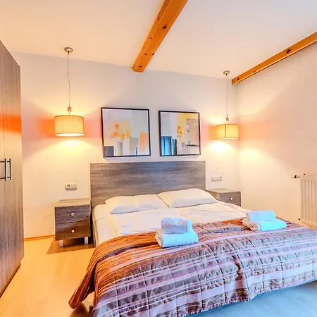 Apartment Whats-App Self-Check-In - Gansl *
