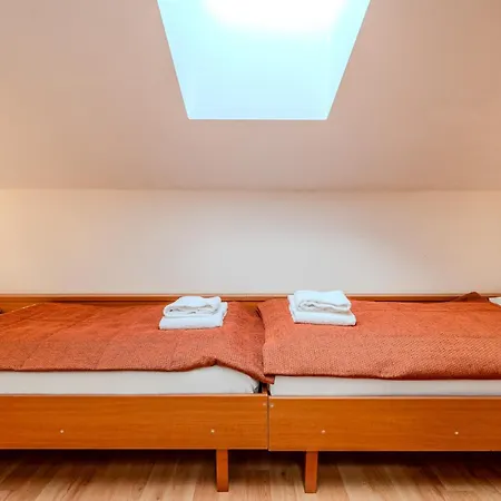 Whats-App Self-Check-In - Gansl Apartment *