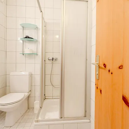 Whats-app Self-check-in - Zell Am - In Out *