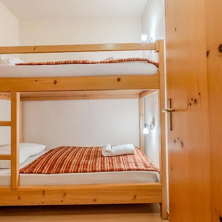 Whats-App Self-Check-In - Gansl Apartment