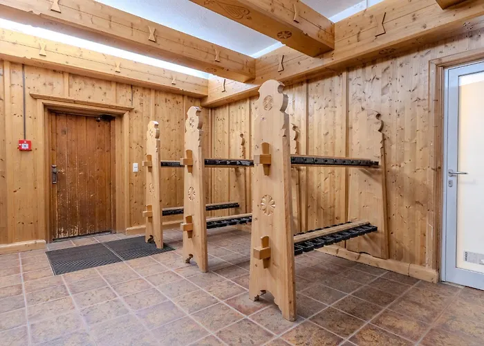 Whats-app Self-check-in - Zell Am - In Out 아파트